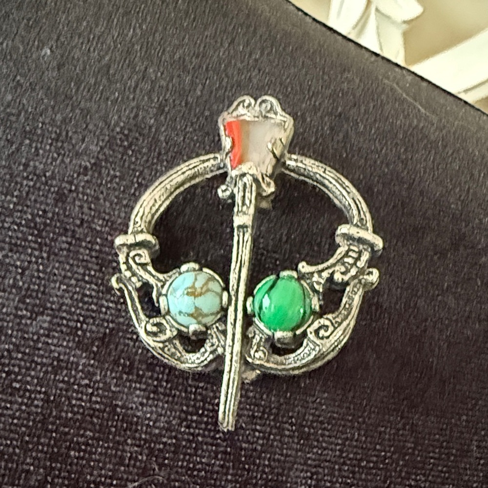 🍀🇮🇪Irish Tara brooch🍀🇮🇪